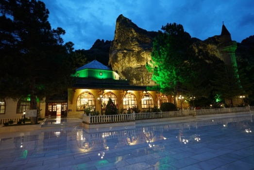 Somuncu Baba Camii Ve Türbesi 