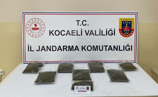  Kocaeli Jandarmasından uyuşturucu baskını: 10 kişi yakalandı